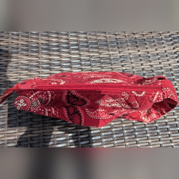 Vera Bradley Purse - Picture 8 of 9